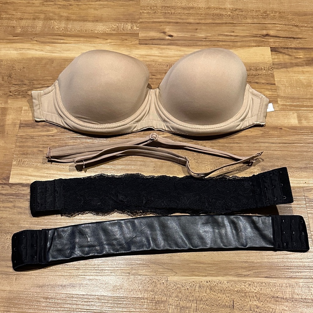 Women's Strapless Bra Set